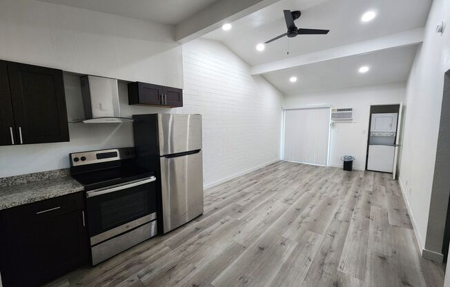 211 S 13th St Unit 04