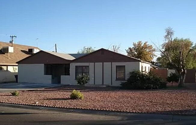 Spacious 4-Br Home W/Modern Upgrades – Open November 23rd, 2024,  12-1pm. $1995/mo