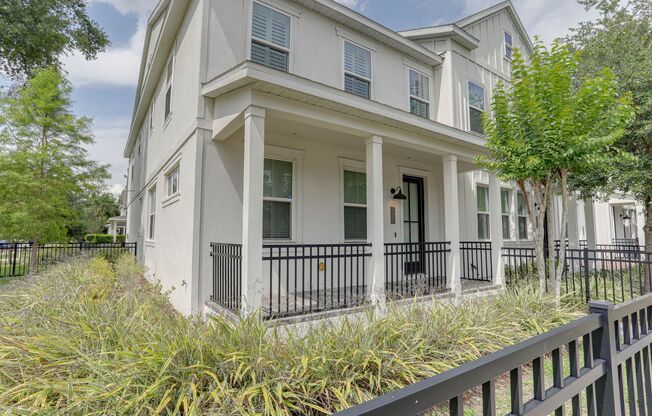Available Now! 1401 E Michigan St, Orlando, FL 32806