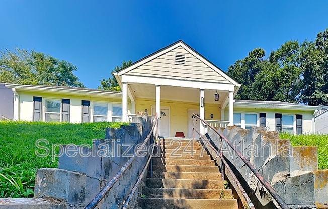 177 LAWTON ST SW