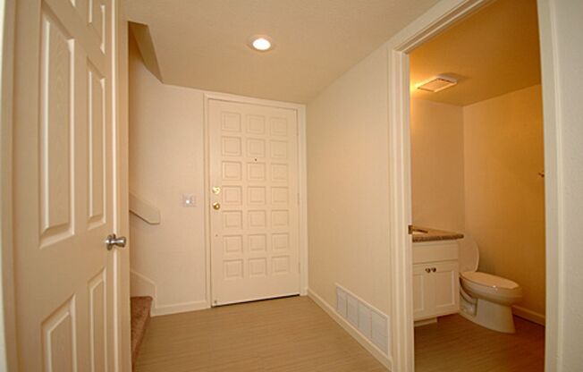 Beautifully Upgraded 2 Bedroom Condo in El Camino Club Estates!