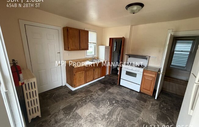 454 B N 28 ST