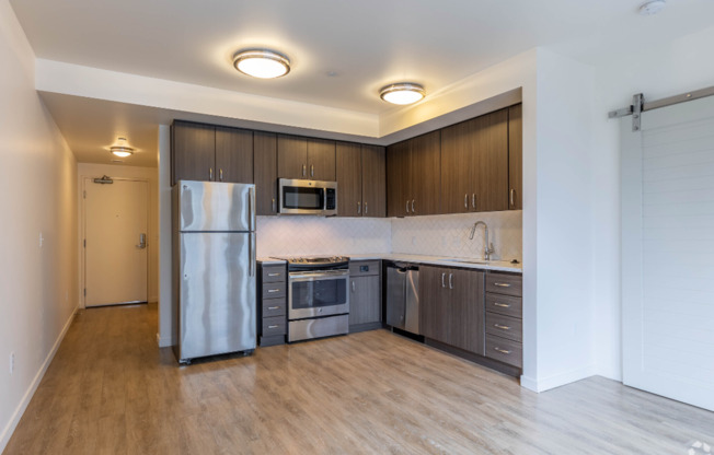 1 bed, 1 bath, 585 sqft, $1,469, Unit 614
