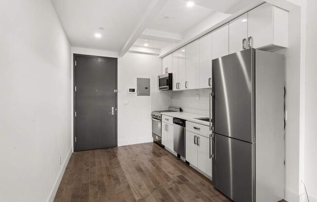 2113 5 AVE