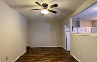 2 beds, 1 bath, $1,025