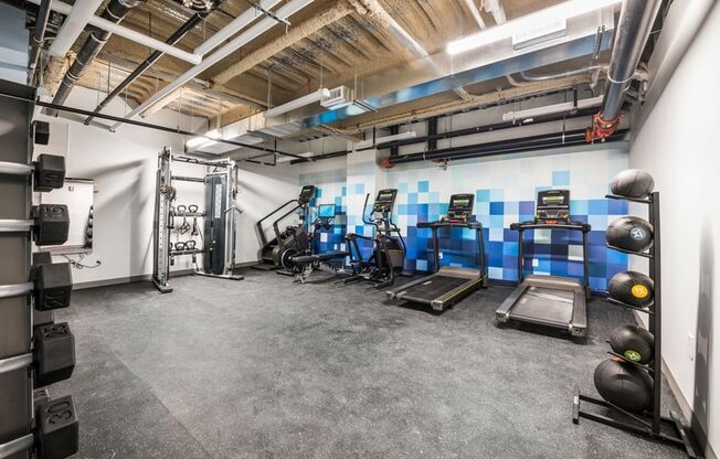 Studio, 1 bath, 450 sqft, $2,095, Unit 5C