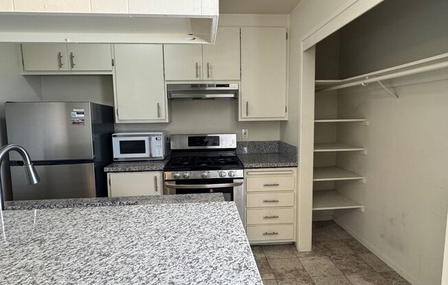 Nicely updated Mequon Condo