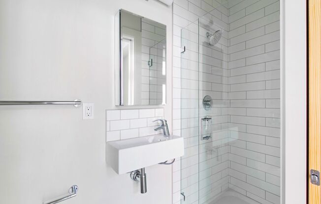 Studio, 1 bath, 269 sqft, $1,203, Unit 309