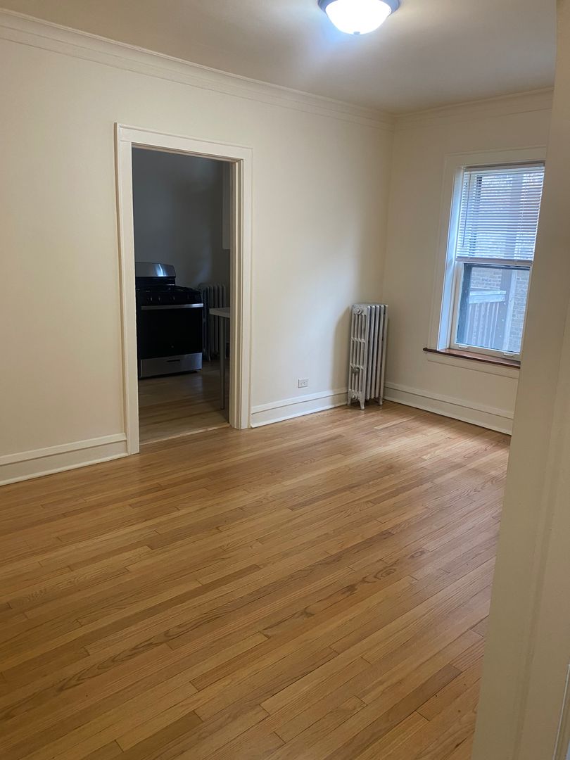 4301 4303 N FRANCISCO