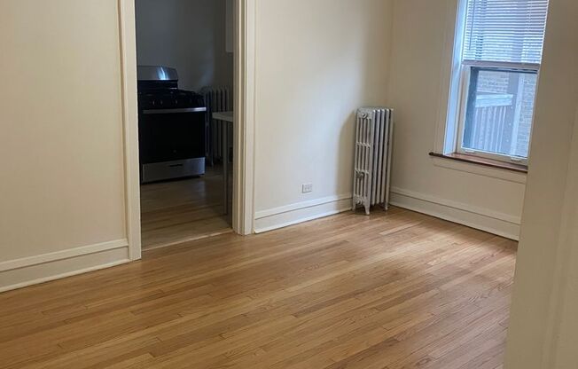 4301 4303 N FRANCISCO