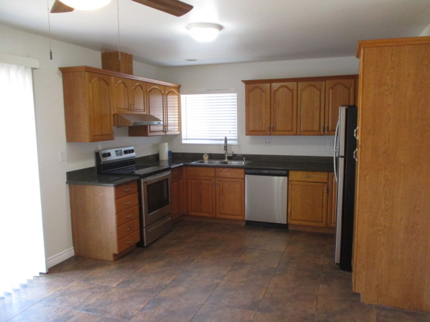 Newark Home is in perfect area for commuting, & near everything!