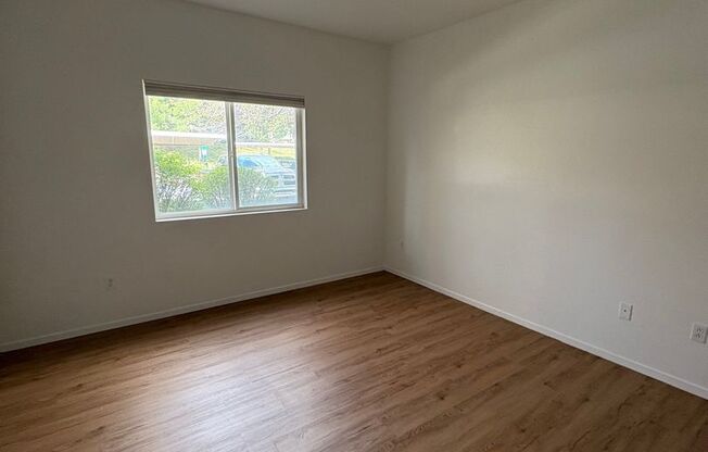 2 beds, 2 baths, $1,900, Unit # 1033