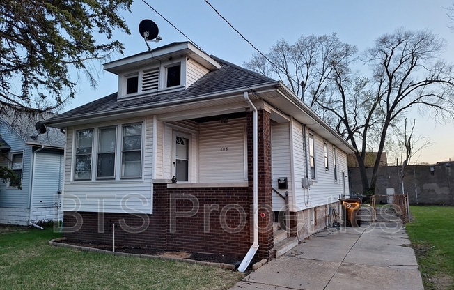 608 W LOUCKS AVE