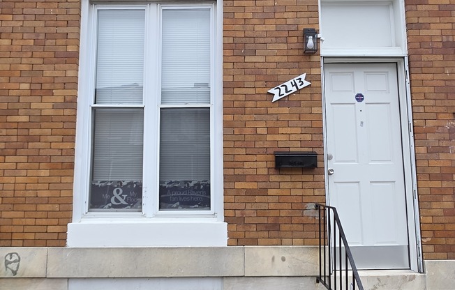 2243 W FAYETTE ST