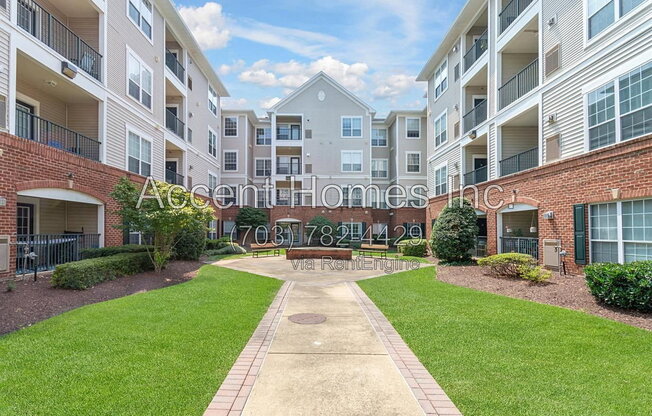 1 bed, 1 bath, 829 sqft, $2,000, Unit 193