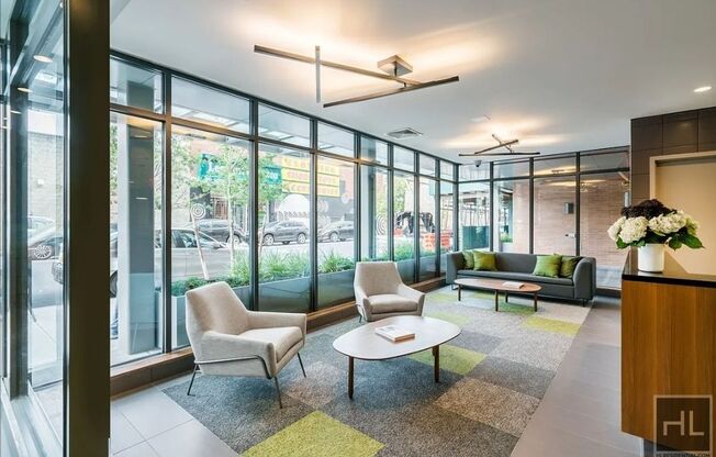 1 bed, 1 bath, $3,350, Unit 819