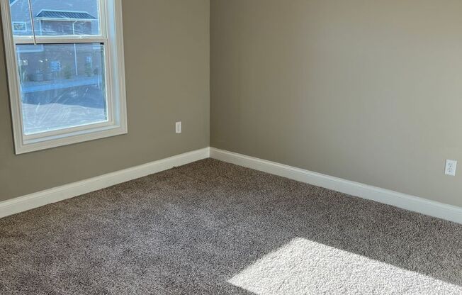 2 beds, 2 baths, 979 sqft, $1,130, Unit 921