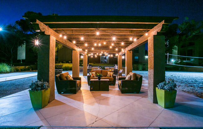 Lighted Seating at Apartments Near Cottonwood Mall Albuquerque