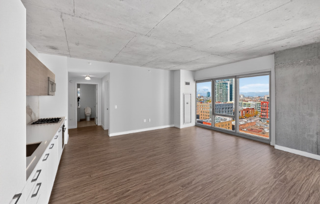 167 N Desplaines St