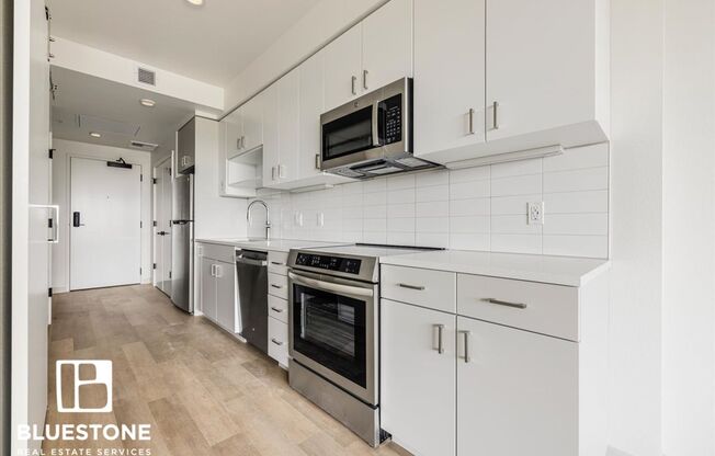 1 bed, 1 bath, 700 sqft, $2,499, Unit 504