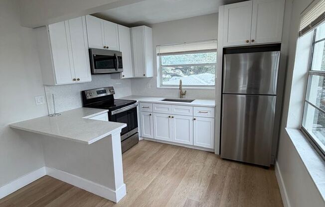 Bright, spacious 1 bedroom apartment for rent