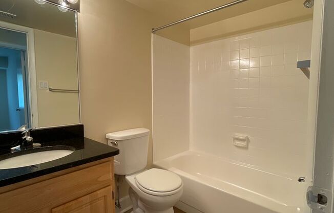 2 beds, 2 baths, 1,000 sqft, $1,875, Unit 14207 #201