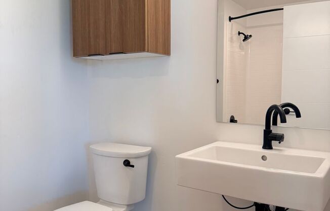 2 beds, 2 baths, 816 sqft, $4,320, Unit 609