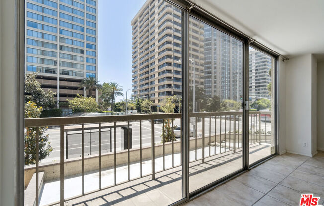 2 beds, 2 baths, 1,150 sqft, $3,750, Unit 101