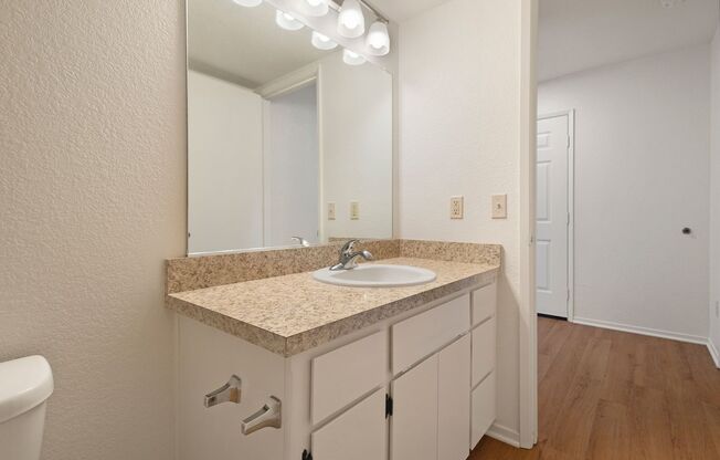 1 bed, 1 bath, 669 sqft, $1,495, Unit 6