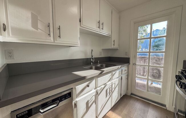 924 Gaviota Avenue - ADW