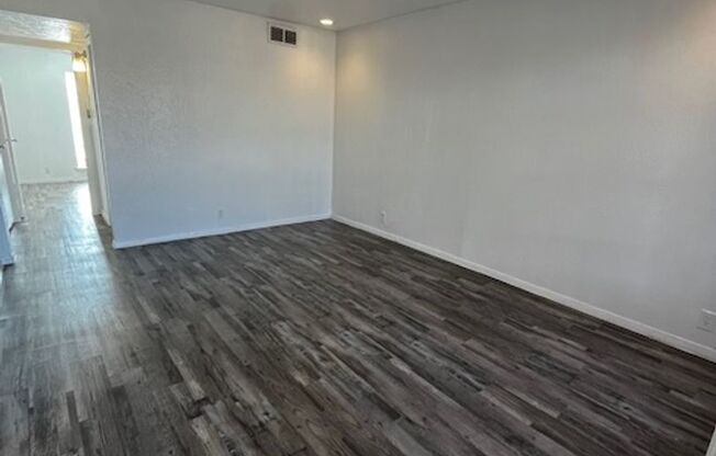 1 bed, 1 bath, 800 sqft, $1,250, Unit 126