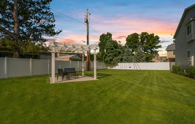 Ideal Cottonwood Location!