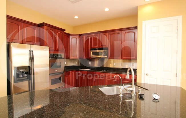 2471 E ALOE PL