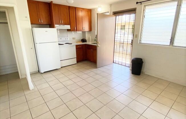 1 bed, 1 bath, $1,550, Unit E