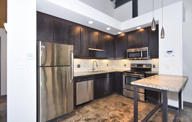 East End Village Master Tenant LLC