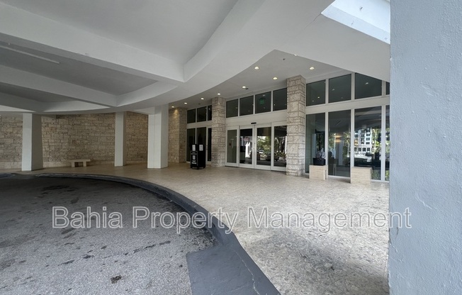 100 Bayview Dr