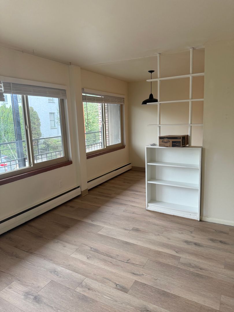 1 bed, 1 bath, 675 sqft, $1,775, Unit 203