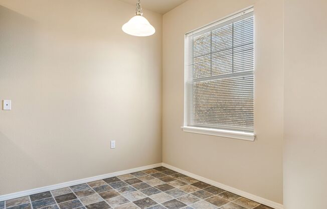 1 bed, 1 bath, 704 sqft, $1,300, Unit 1326-202