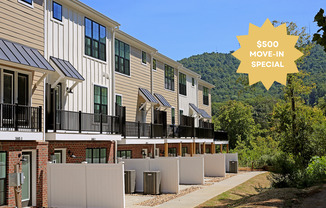 End-Unit Apartment With $500 Move-in Special