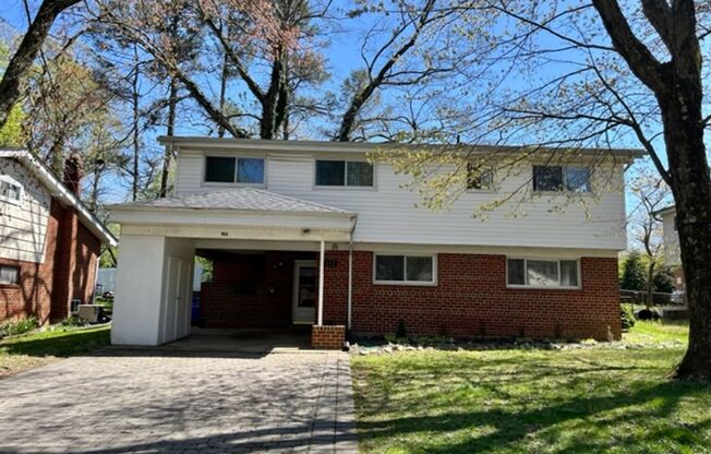 Fully updated 4 BR/2.5 BA home close to all amenities, Route 29 and 495