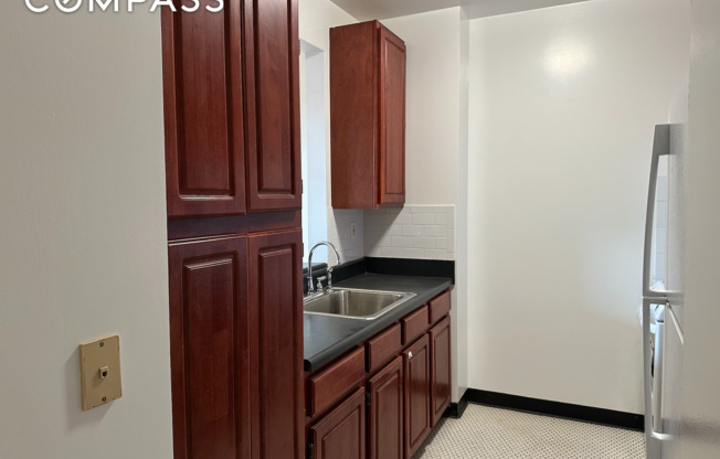 2 beds, 1 bath, $2,796, Unit 6A