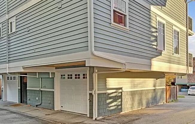 2 beds, 2.5 baths, $2,849