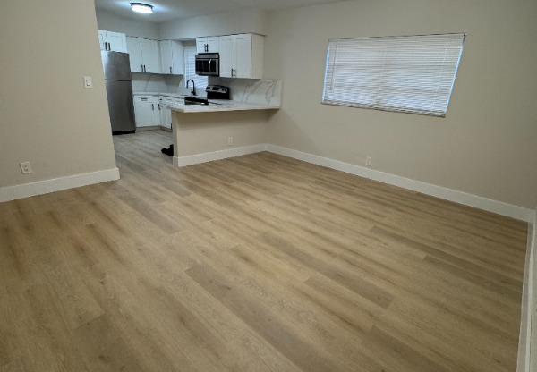 5410 NE 22 TERRACE