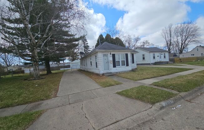 Must see Quaint 2 bedroom home