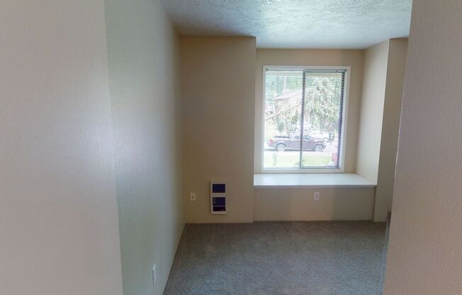 2 beds, 1 bath, 1,000 sqft, $1,695, Unit 6978