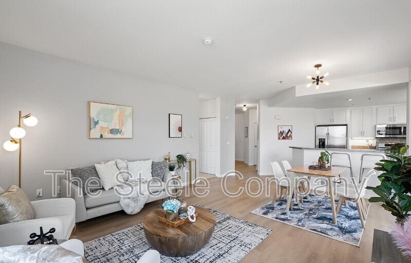 501 CRES WAY
