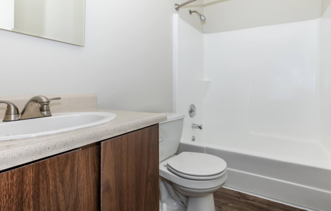 1 bed, 1 bath, 620 sqft, $1,350