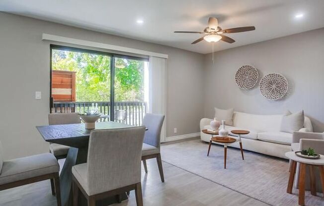 2 beds, 2 baths, 982 sqft, $3,095, Unit 27