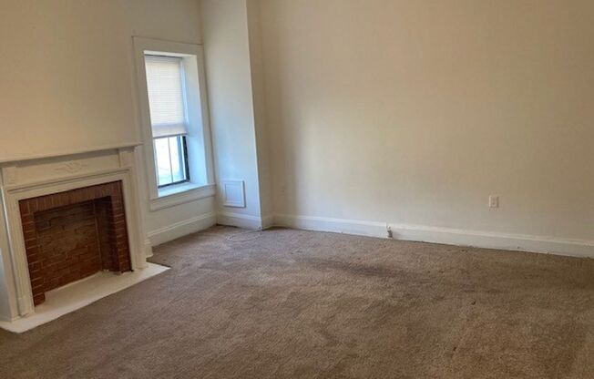 2 beds, 1 bath, 762 sqft, $1,599, Unit 1301-36