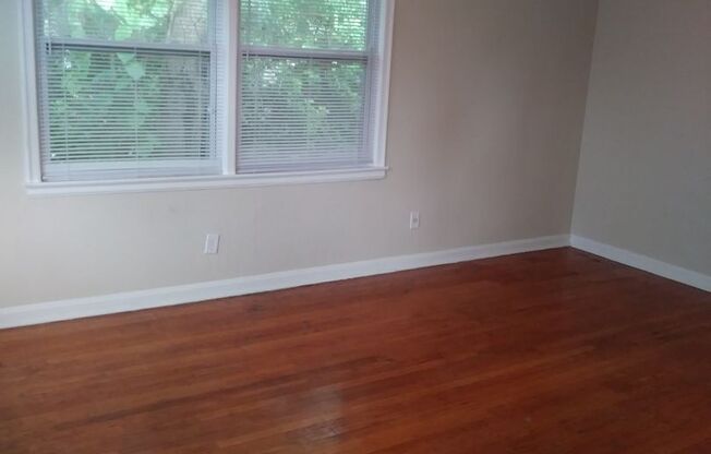 1 bed, 1 bath, 800 sqft, $1,195